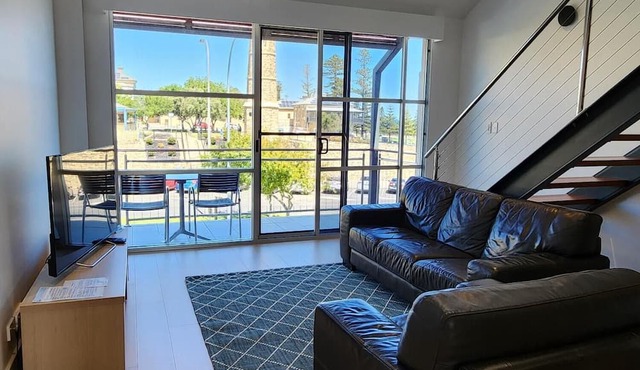 Semaphore Blue Apartments