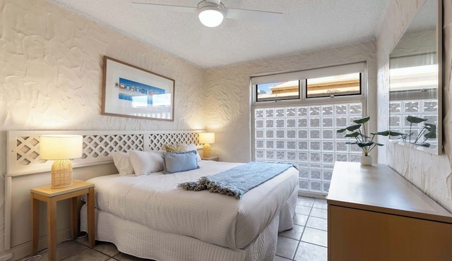 Riverside Courtyard Glenelg North | Pets Welcome