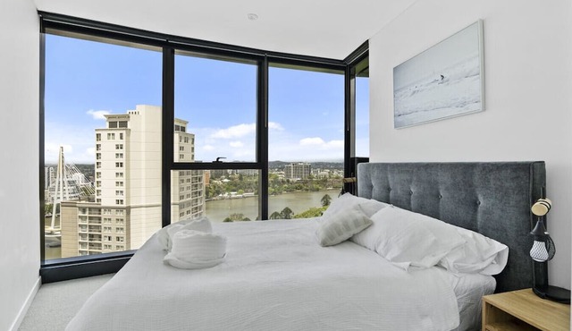 Premium 2-Bed 2-BathSkytower Uptown Apartment | Central Park-Style Views