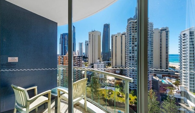 Legends Hotel - Private Apartments Hosted by Coastal Letting Co