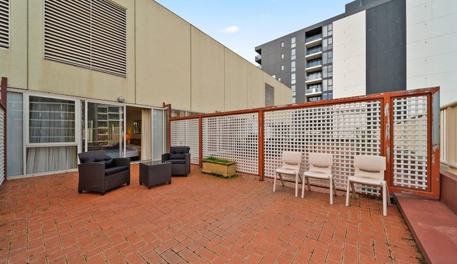 Central ACT Studio with Indoor Pool and Gym