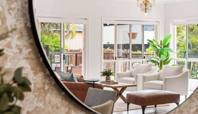 Peaceful Family Home: 4-Bed, Pool, Alfresco Dining