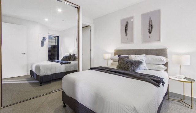Boutique apartment in quiet, sought-after suburb