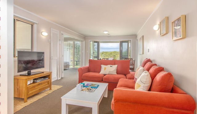 Hastings Cove 2 Bedroom Estuary Apartment!