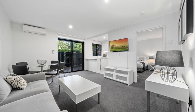 Manuka Park Apartments