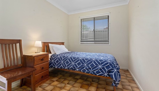 "Klinger House" - Redcliffe Q 4020