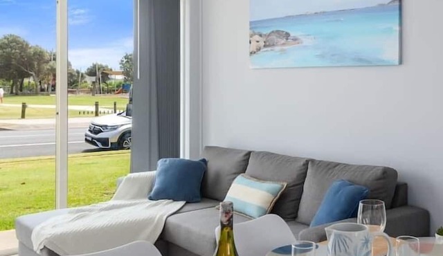 Beachside Escape A Breezy Waterfront Family Abode