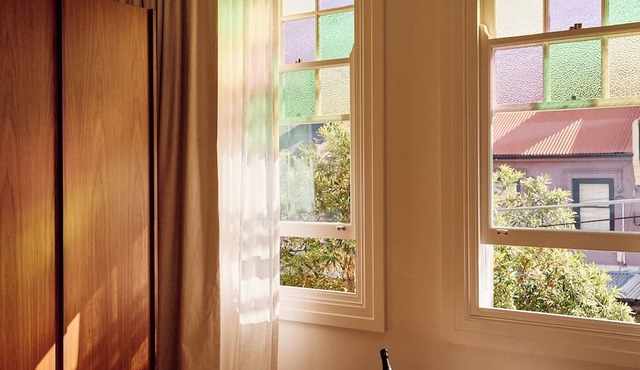 Flora Suite – Boutique Apartment in Newtown