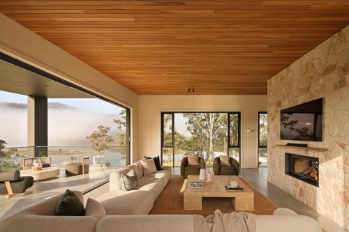 The Lakehouse, Kangaroo Valley