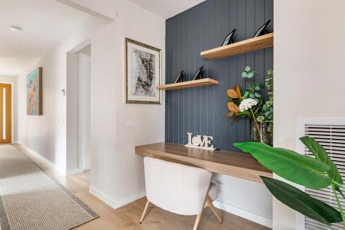 Luxury Sunbury Retreat
