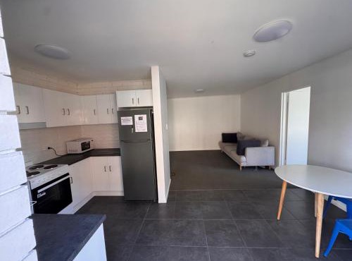 Mumma's Hostel Surfers Paradise - 18 to 40 years old - Passport Only