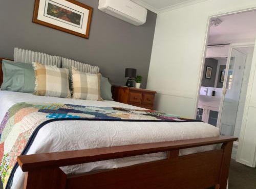 Tukawyl Retreat Landsborough