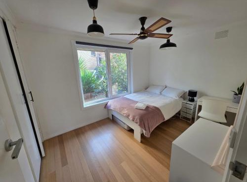 A quiet house with fresh air 4
