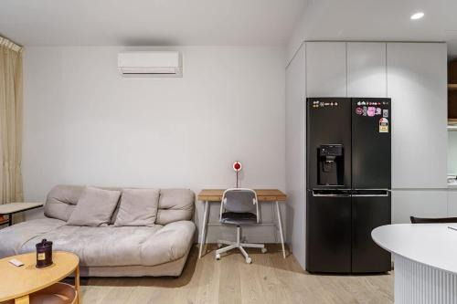 Premium South Melb 2 Queens Study Pool & Gym