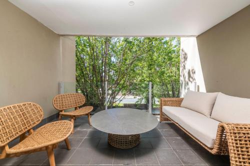 Forrest Executive Apartment Parliament & Manuka Nearby
