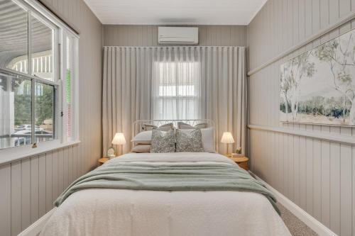 Henleigh Cottage - Central CBD Location & Charm