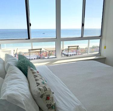 Oceanview escape in beachside Glenelg
