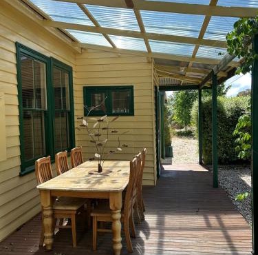 Lister Cottage