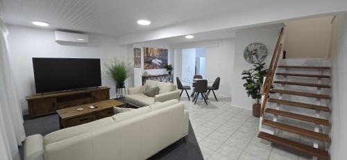 Villa Mirasol Motor Inn