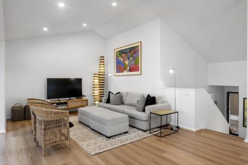 Free night! Pay for 2 stay for 3