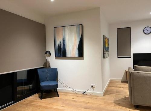 Cosy Entire Home Apartment with 3 bedrooms