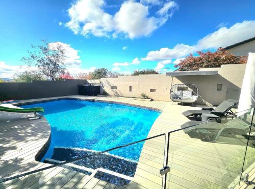 Guest Suite in Duffy with Pool View
