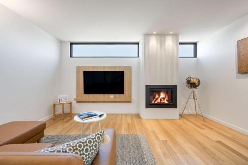 Pod Two - Luxurious 1 King Bedroom