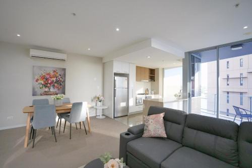 Relax & Unwind Riverside Home