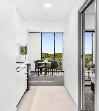 Essence Suites Taringa
