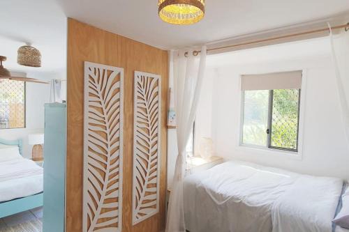 Entire Guest Suite - beach is 1 and half km - Pets Welcome