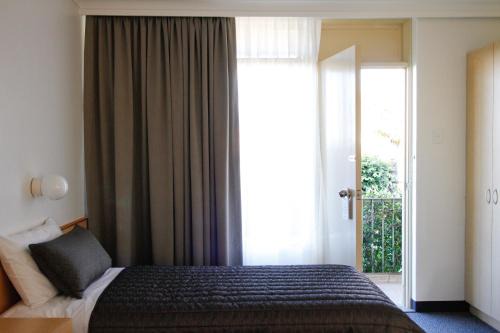 Mid City Motor Inn Queanbeyan
